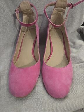 Pink Ankle-Strap Low-Heel Pump